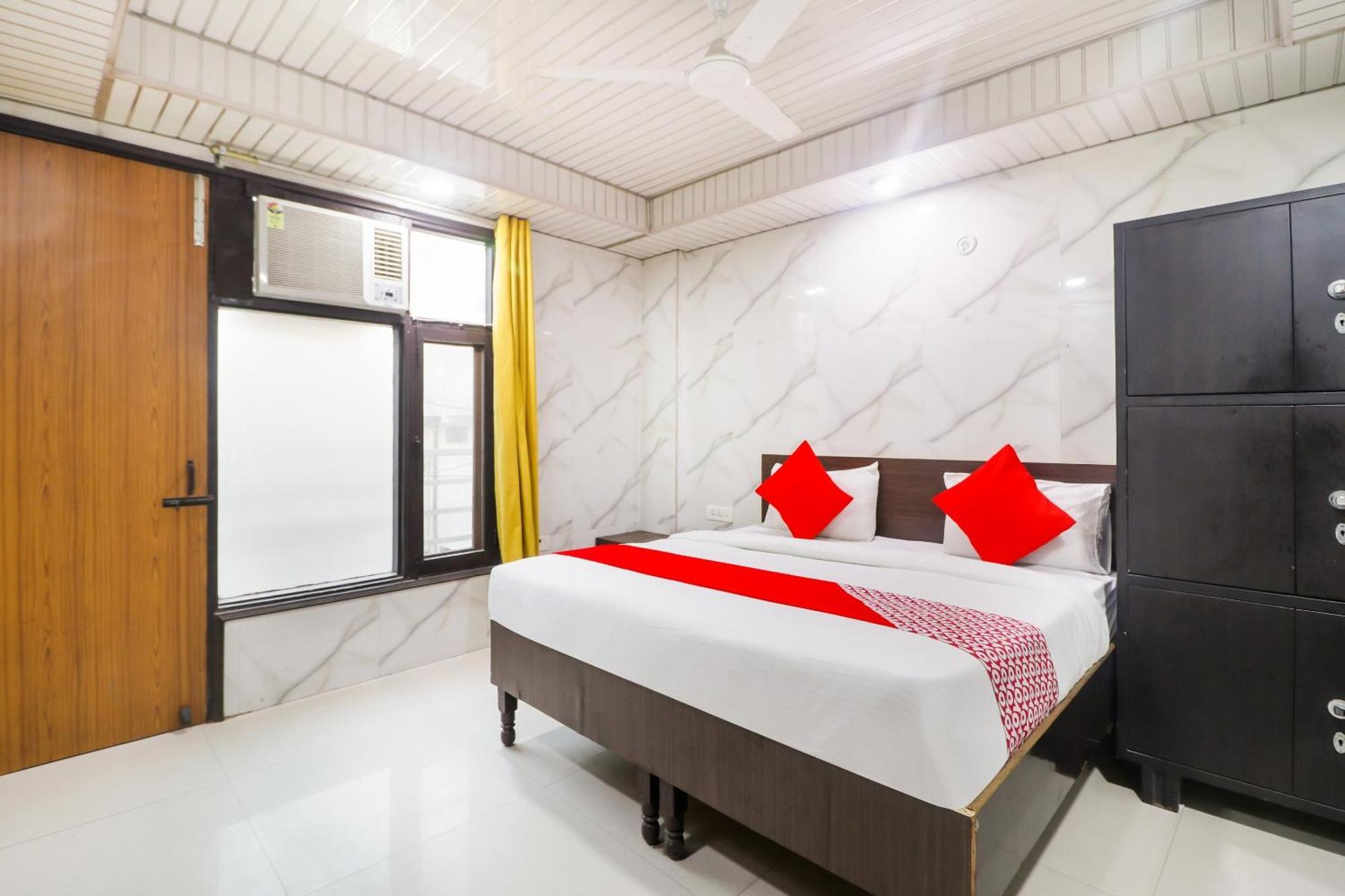 Hotel O Dwarka In